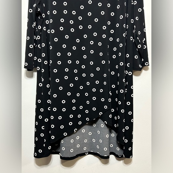 Chicos Circle Grommet Dot Print Asymmetrical High Low Tunic Shirt - Picture 7 of 14